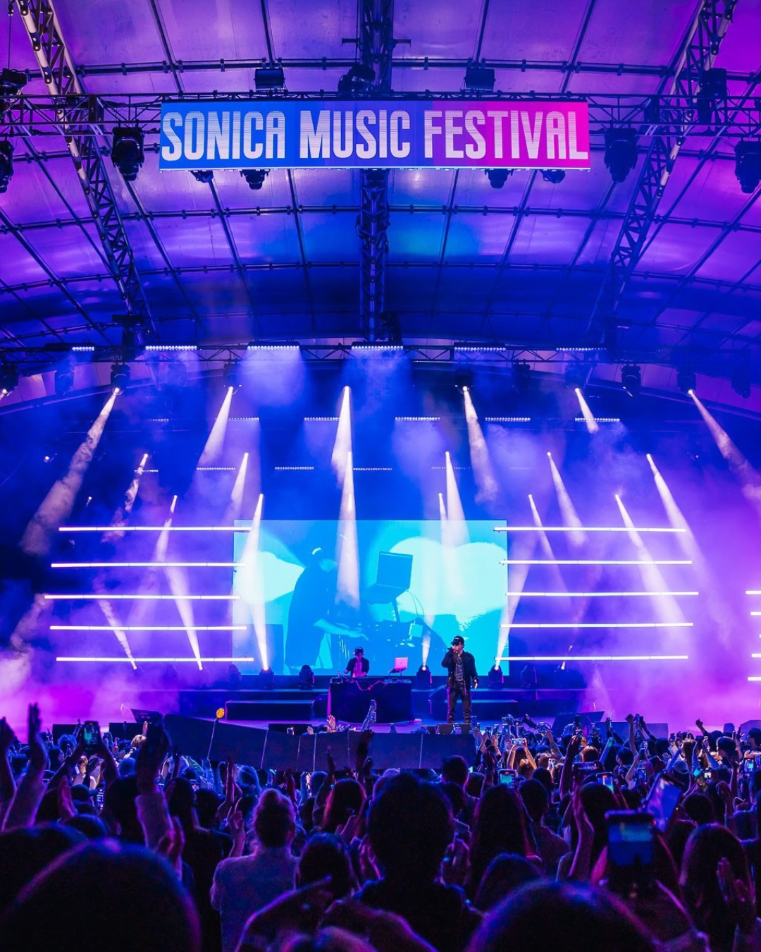 Live Music & Festival